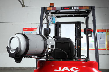 中国 JACによっては1.8トンLPGのフォークリフトの高性能の低い放出が座ります 工場